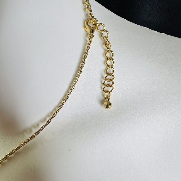 Gold Toned Chainmail Choker Mesh Necklace Triangular PRETTY 1366 - Picture 5 of 7